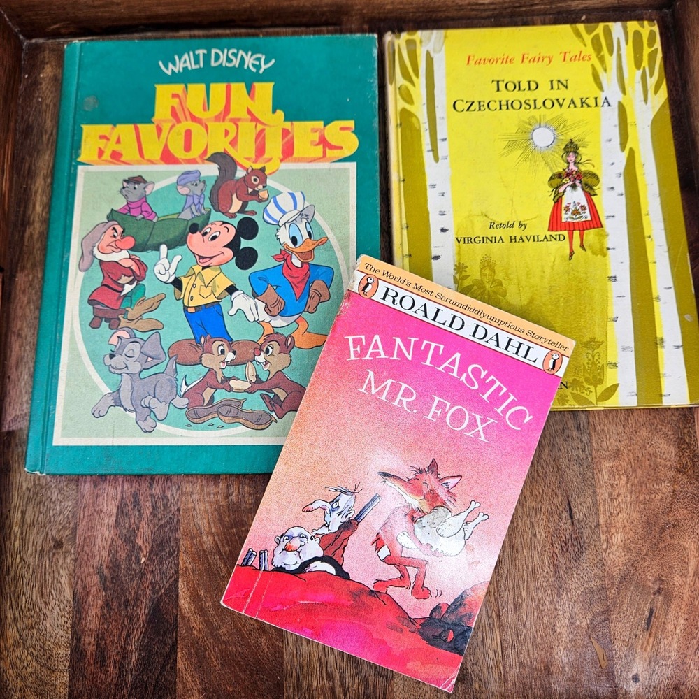 Vtg Storybook Nursery Decorative Childrens 3 Book Stack Whimsical Playroom Shelf
